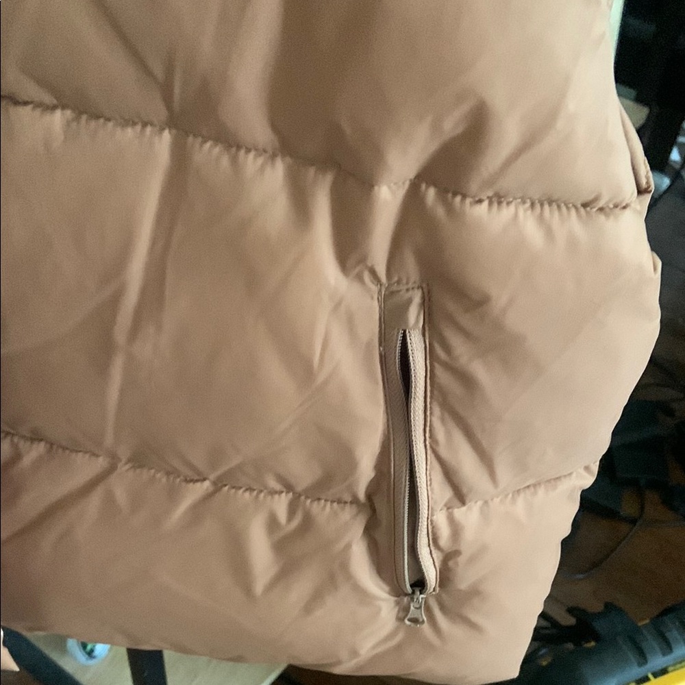 ALO Yoga Quilted Puffer Vest in Camel Tan - Picture 5 of 10